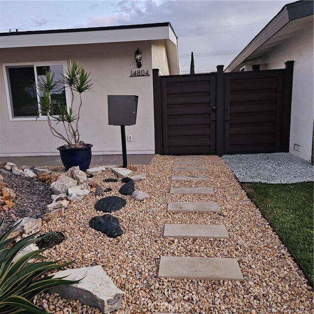 Building Photo - 14804 Tacuba Dr