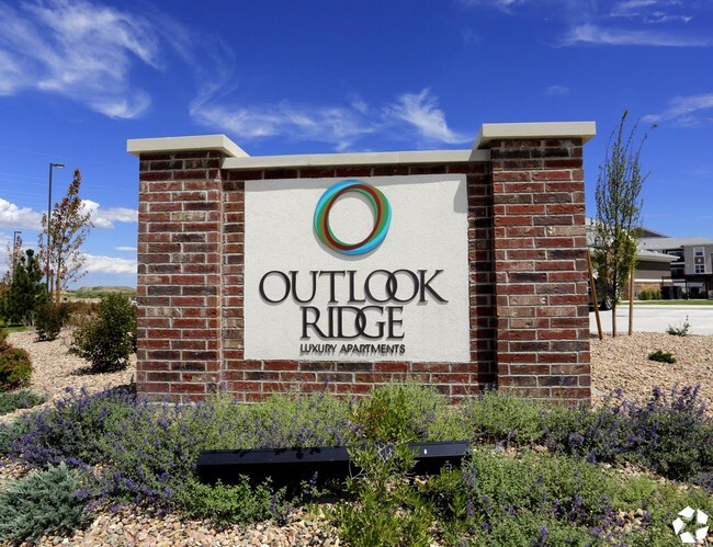 Foto del edificio - Outlook Ridge