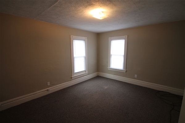 Building Photo - 1707 Godwin Ave SE