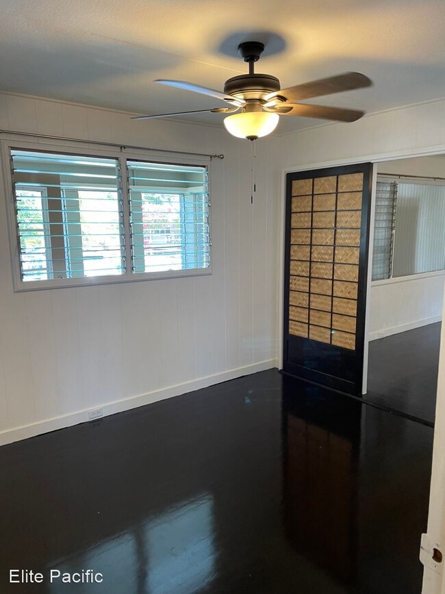 Building Photo - 3 br, 1.5 bath House - 327 Kihapai St