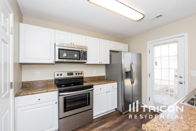 Building Photo - 457 Cape Jasmine Way