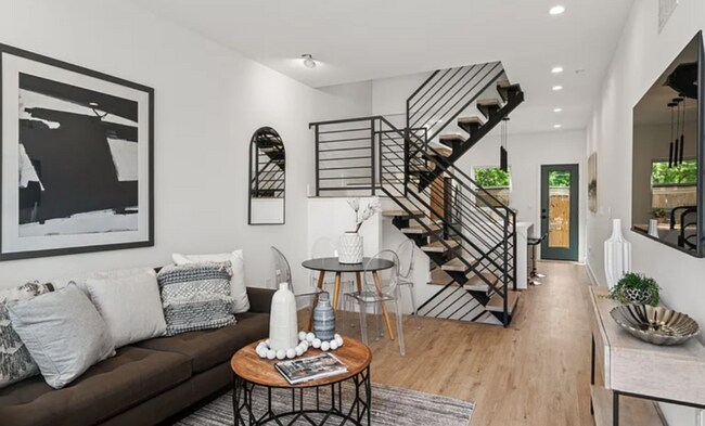Foto del edificio - 1546 N Darien St