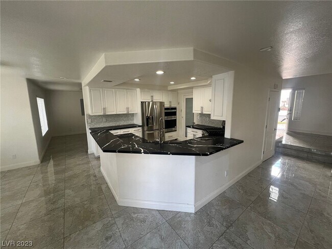 Foto del edificio - 3116 Ocean Port Dr