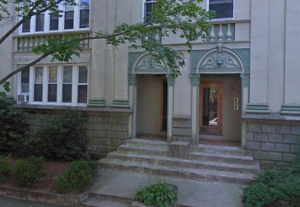 Building Photo - 62 Egmont St