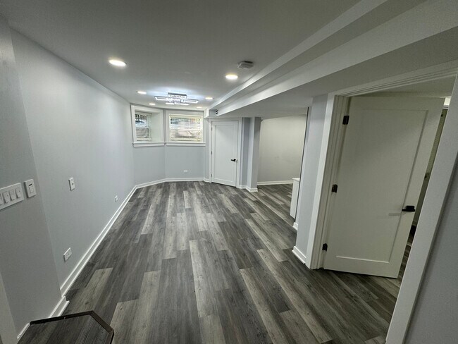 Foto del edificio - 1518 W Melrose St
