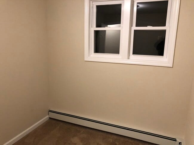 Building Photo - 17 Dorchester Rd