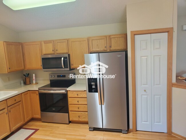Foto del edificio - 9754 Yucca Ln N