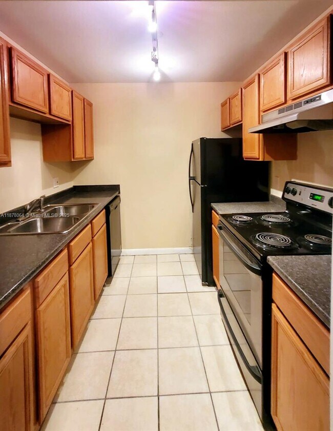 Foto del edificio - 507 NW 39th Rd