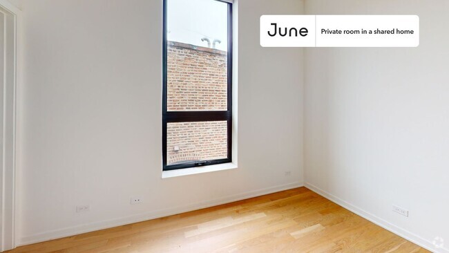 Building Photo - Private bedroom in 4 bed/3 bath Home