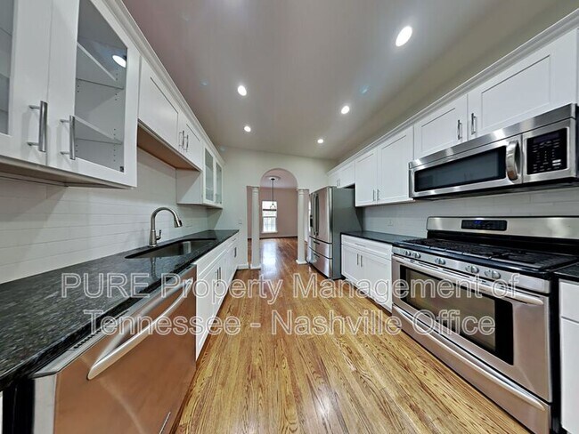 Foto del edificio - 165 Hicks Rd