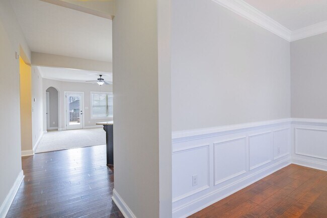 Foto del edificio - Perfect Family Home with Fenced Yard