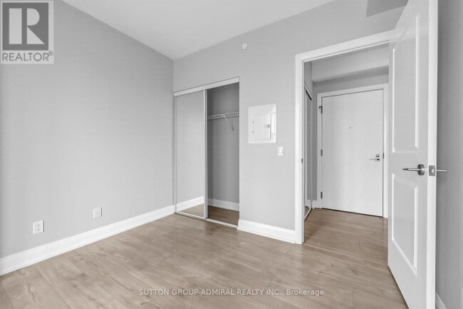 Building Photo - 110 Marine Parade Dr