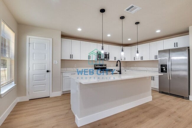 Building Photo - 12908 Windfall Cir