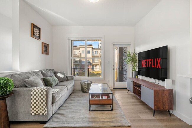 Building Photo - 2117-2181 81 St S W