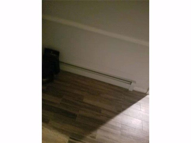 Foto principal - 771 E 223rd St