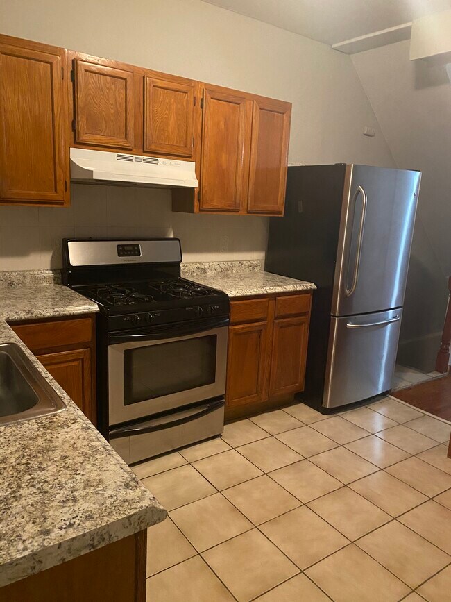 Kitchen - 2110 S Carlisle St House