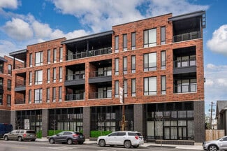 Building Photo - 6340 W Belmont Ave