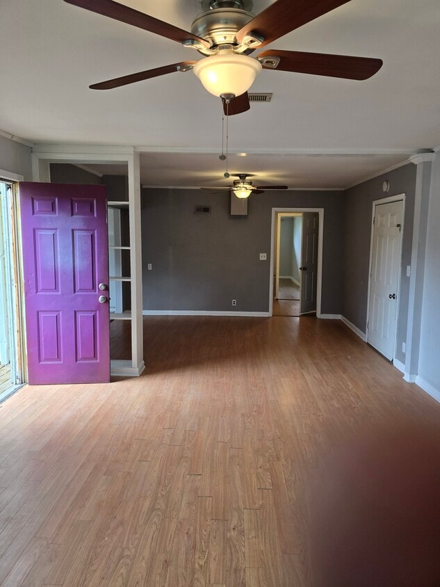 Foto principal - 207 Moncrief Ave