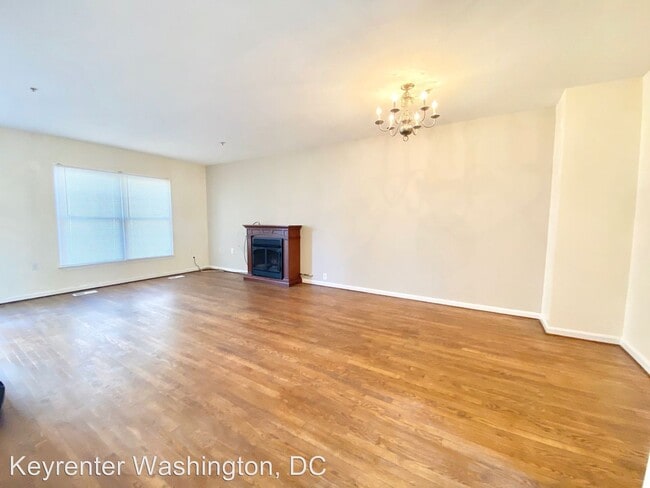 Building Photo - 3 br, 3.5 bath House - 837 HR Dr, SE