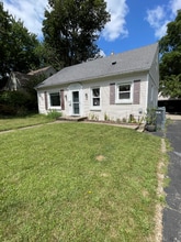 Building Photo - 534 Parker Ave