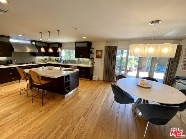 Building Photo - 318 Amalfi Dr