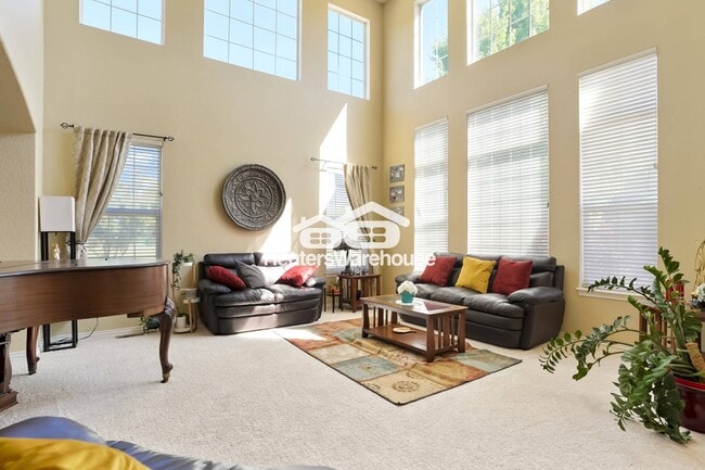 Building Photo - 9515 Bluebead Way