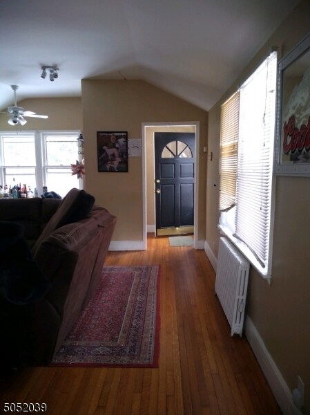 Foto del edificio - 55 Ford Ave