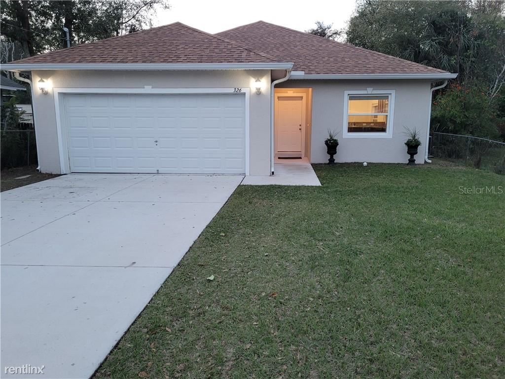 Primary Photo - 3 br, 2 bath House - 326 S Hart Blvd