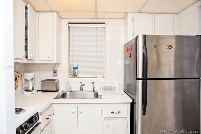 Building Photo - 253  172nd St  023 Sunny Isles Beach Fl 33160