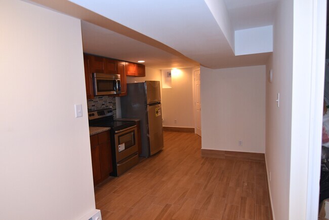 Foto del edificio - 411 N Budd St