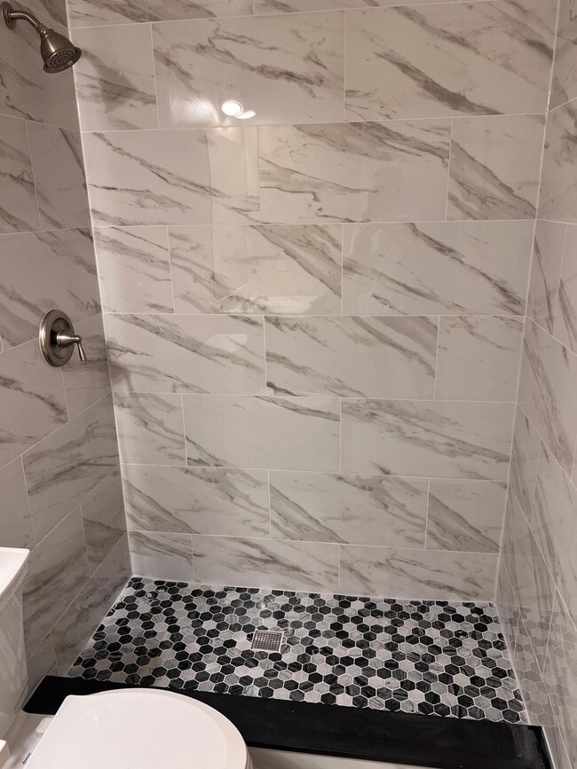 Building Photo - 7717 Gulf Ct