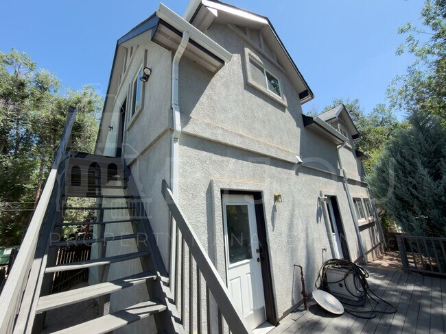 Foto del edificio - 528 E Bijou St
