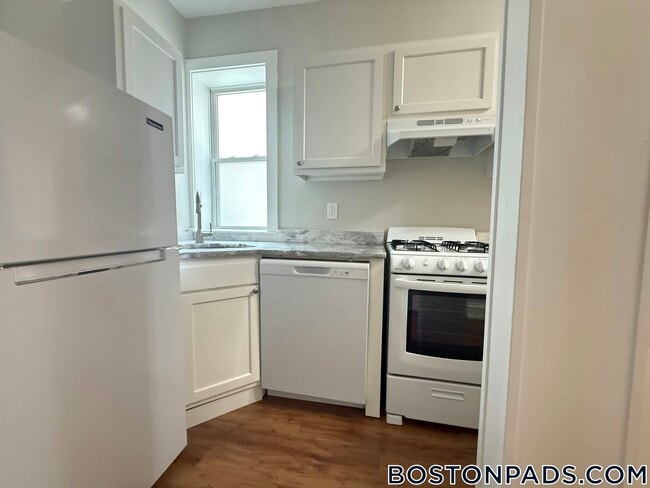 Building Photo - 1189 Commonwealth Ave