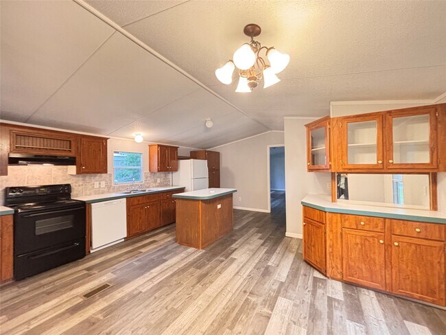 Foto del edificio - 231 6 Morris Ln