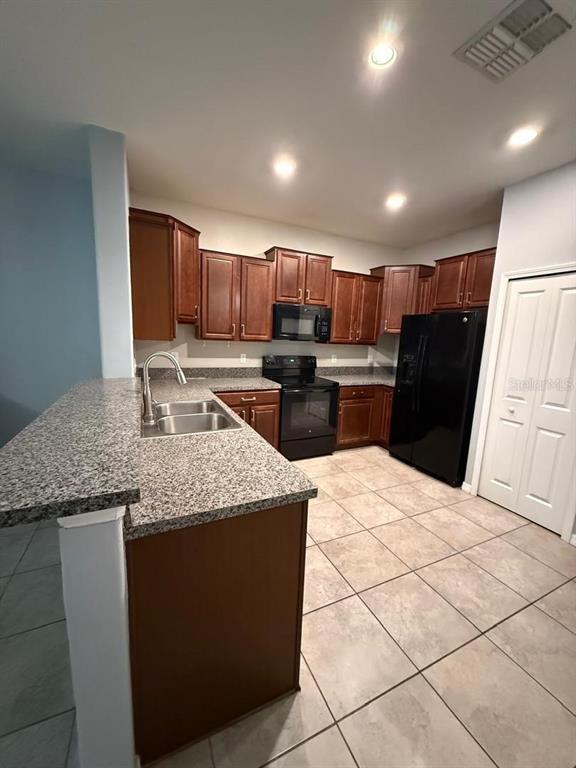 Building Photo - 12931 Dream Catcher Wy