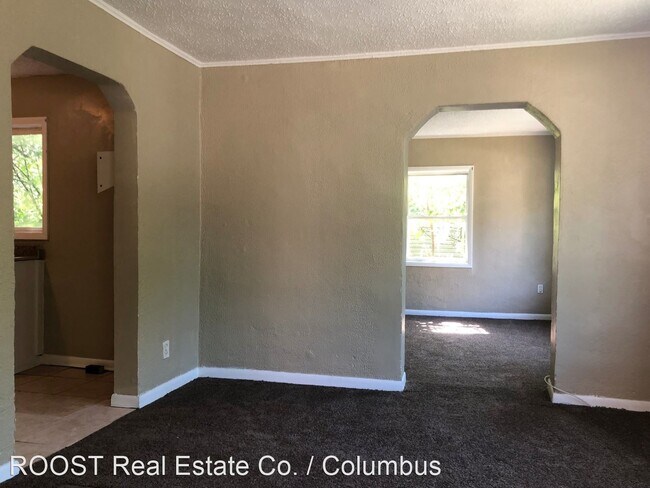 Foto del edificio - 3 br, 1 bath House - 528 Bassett Avenue