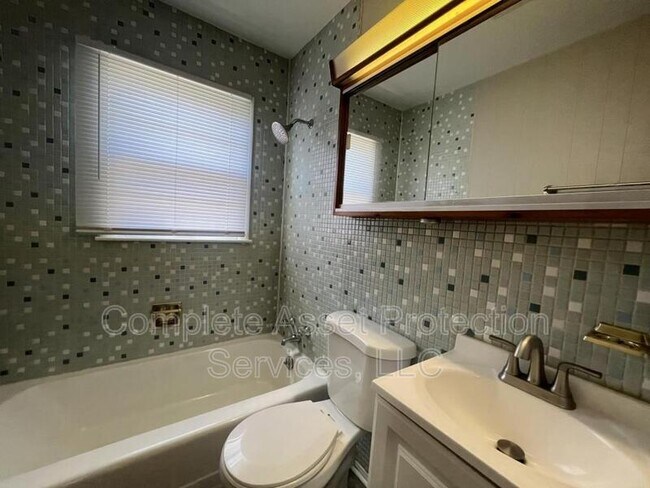 Foto del edificio - 205 Elm St