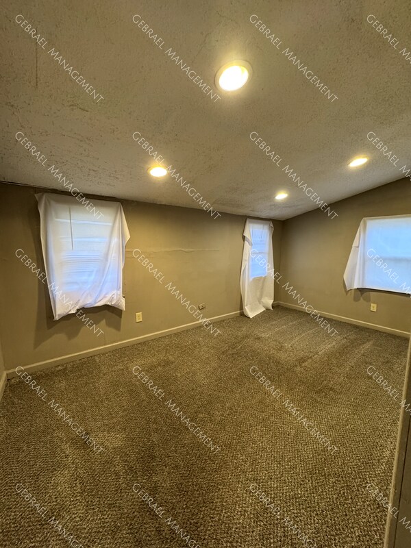 Foto del edificio - 2221 Brown St