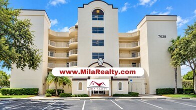 Building Photo - 7028 Sevilla Ct