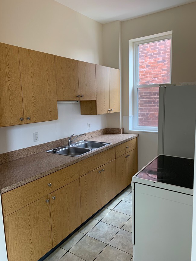 4036 Russell Blvd Unit 1, St. Louis, MO 63110 Apartments in St. Louis