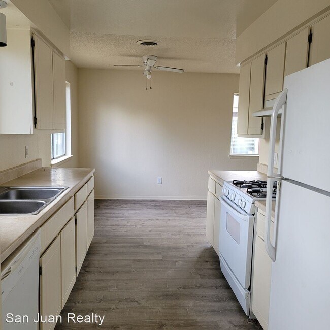 Building Photo - 2 br, 2 bath House - 1613 E 21st st