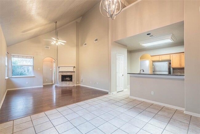 Building Photo - 3107 Lavender Candle Dr