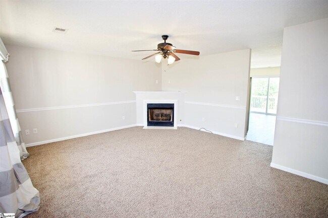 Foto del edificio - 131 Kingscreek Dr