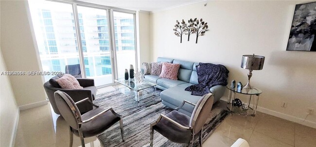 Foto del edificio - 3001 S Ocean Dr