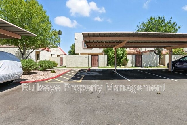 Building Photo - 7832 E Rovey Ave