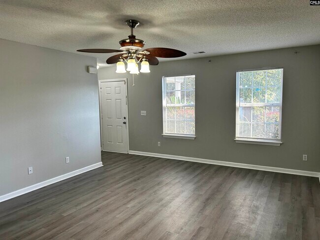 Foto del edificio - 218 Cogburn Rd