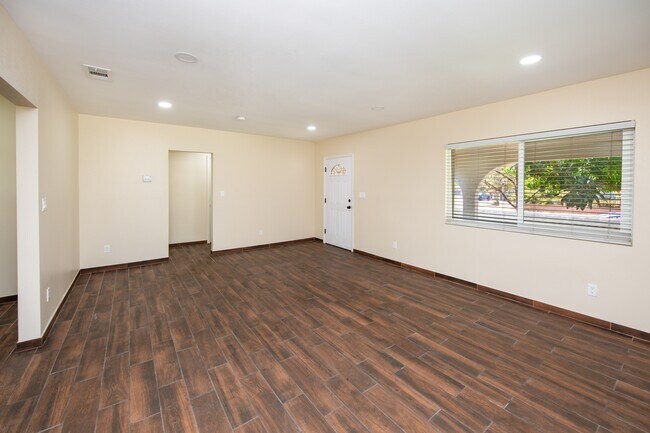 Building Photo - 10402 O'Melveny Ave