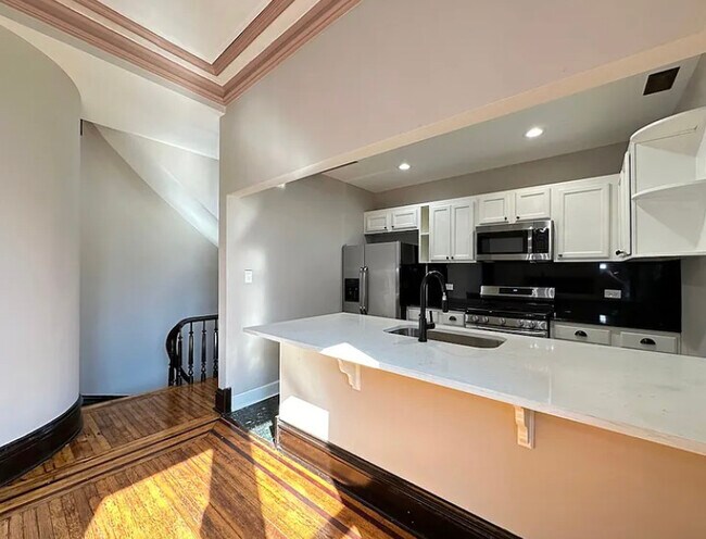 Foto del edificio - 238 S Ashland Ave