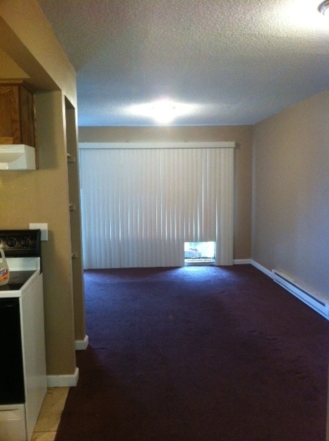 Interior Photo - 9901 Wyoming St