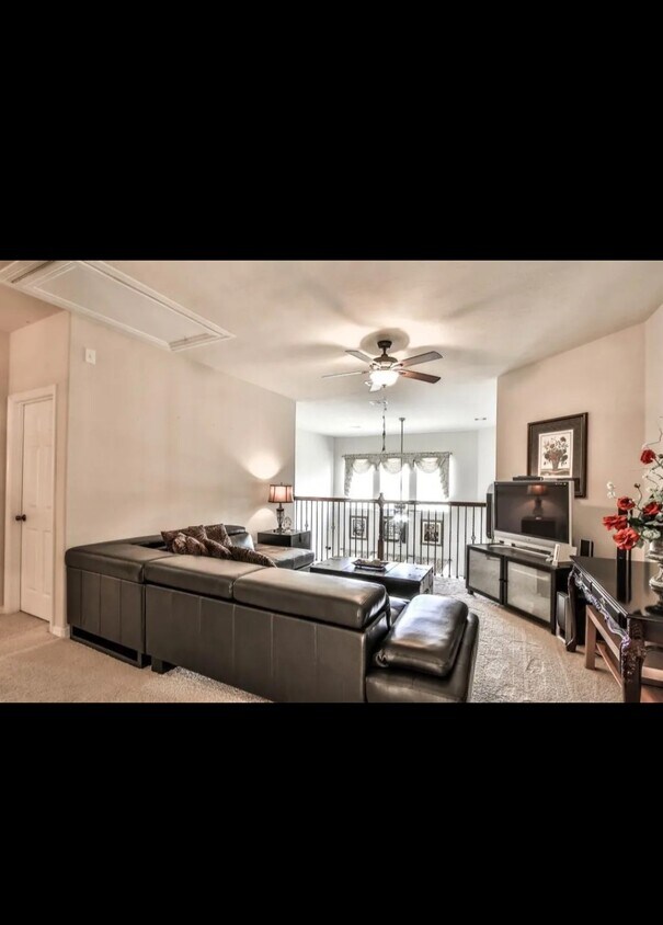 Foto principal - 24526 Avellino Ct